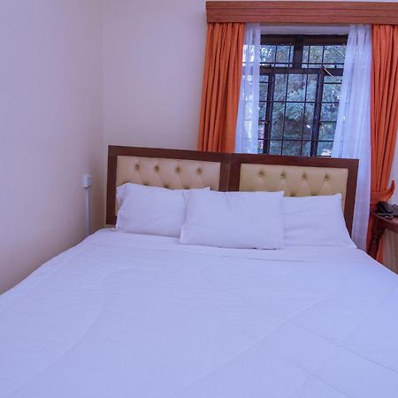 ניירובי Chak Guesthouse & Conference Center מראה חיצוני תמונה